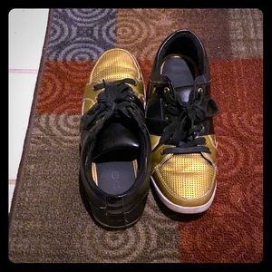 Aldo casual patent leather w/ gold tone shoes
